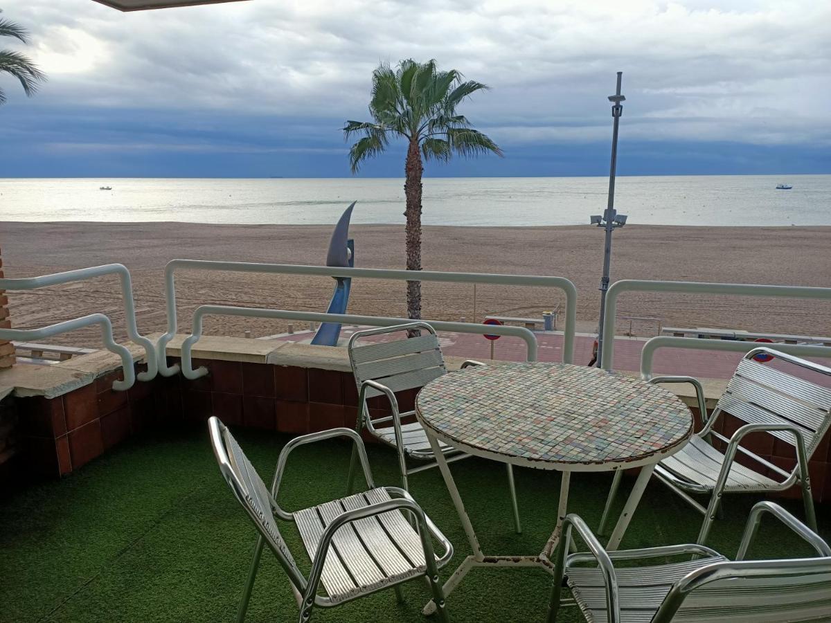Piso Jover Alojamiento Para Mayores De 25 Anos !! Lloret de Mar Dış mekan fotoğraf