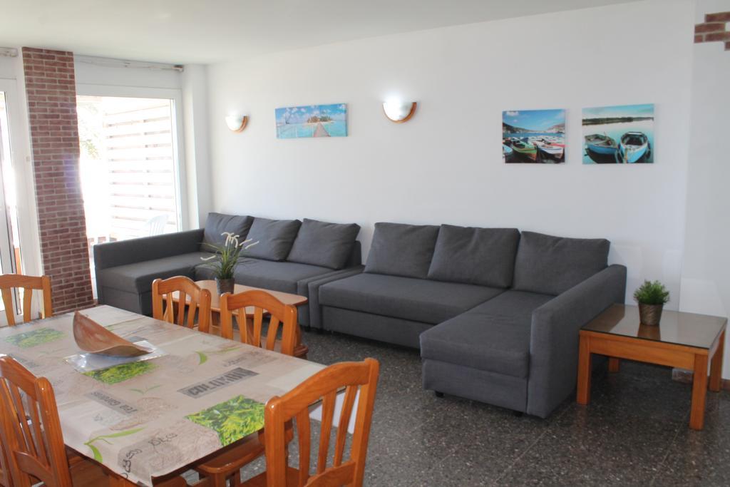 Piso Jover Alojamiento Para Mayores De 25 Anos !! Lloret de Mar Dış mekan fotoğraf